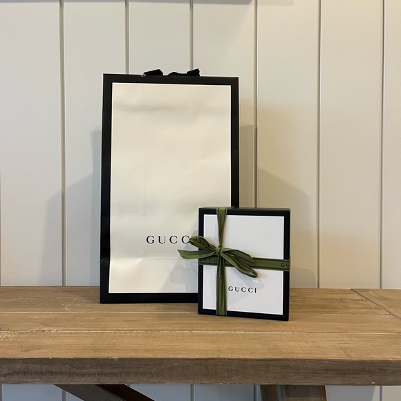 AUTHENTIC Full Set GUCCI SYLVIE LEATHER WALLET TRI FOLD WHITE & GOLD - Picture 11 of 12